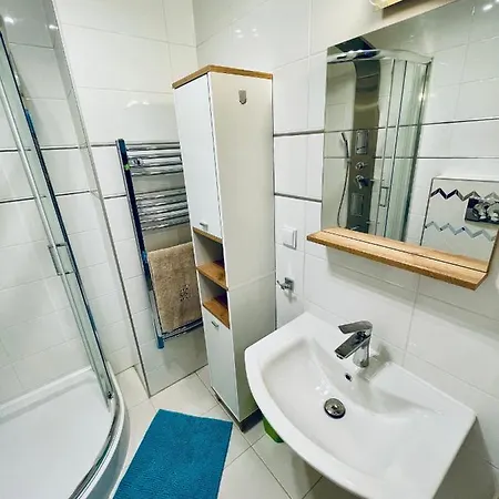 Kisfaludy * באלאטונפורד